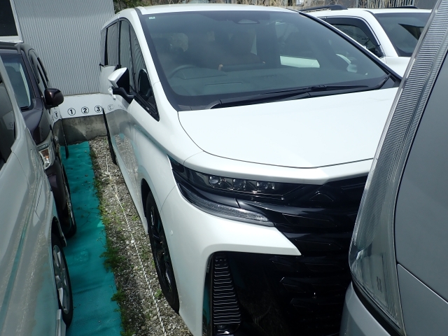 TOYOTA Vellfire Z Premier Pearl White 2025′ 6W775