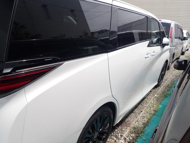 TOYOTA Vellfire Z Premier Pearl White 2025′ 6W775