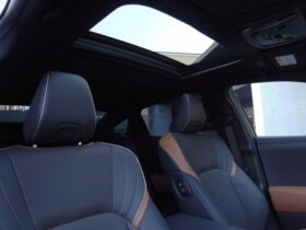 
									TOYOTA Crown CrossOver RS Advanced Pearl White 2022′ 6ZUIW full								
