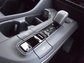 
									TOYOTA Crown CrossOver RS Advanced Pearl White 2022′ 6ZUIW full								