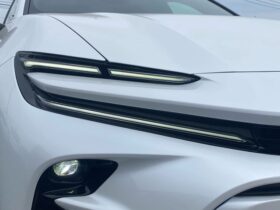 
									TOYOTA Crown Sport 2.5 Z E-Four 4WD Pearl White 2023′ 76LNZ full								