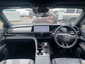 
									TOYOTA Crown Sport 2.5 Z E-Four 4WD Pearl White 2023′ 76LNZ full								