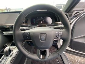 
									TOYOTA Crown Sport 2.5 Z E-Four 4WD Pearl White 2023′ 76LNZ full								