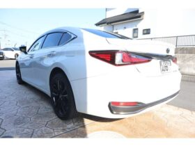 
									Lexus ES F Sport Pearl White 2023′ 7AT3H full								
