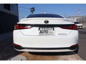 
									Lexus ES F Sport Pearl White 2023′ 7AT3H full								