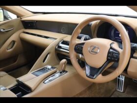 
									Lexus LC LC 500 White 2022′ 7D1WY full								