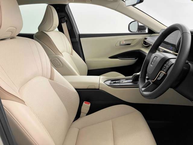 TOYOTA Crown CrossOver G Advanced Leather Package Pearl White 2022′ 7NMZ6