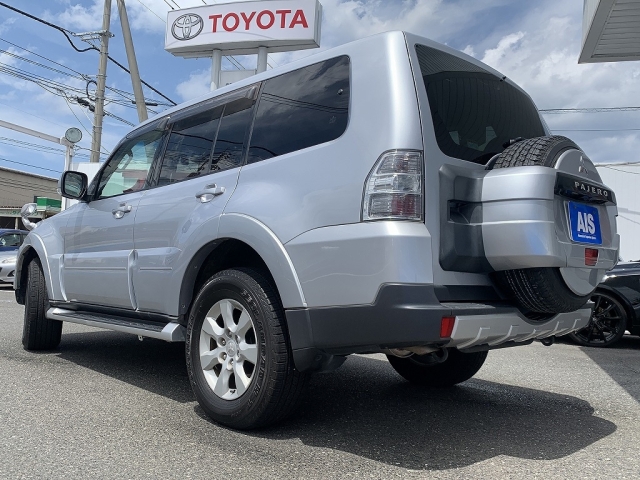 MITSUBISHI Pajero Exceed Silver 2008′ 7PKGY