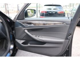 
									BMW 5 Series 523d Luxury Black 2017′ 7Q7FU full								