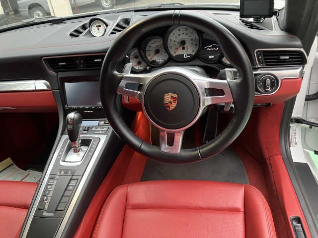 Porsche 911 Carrera S White 2014′ 7QF8K