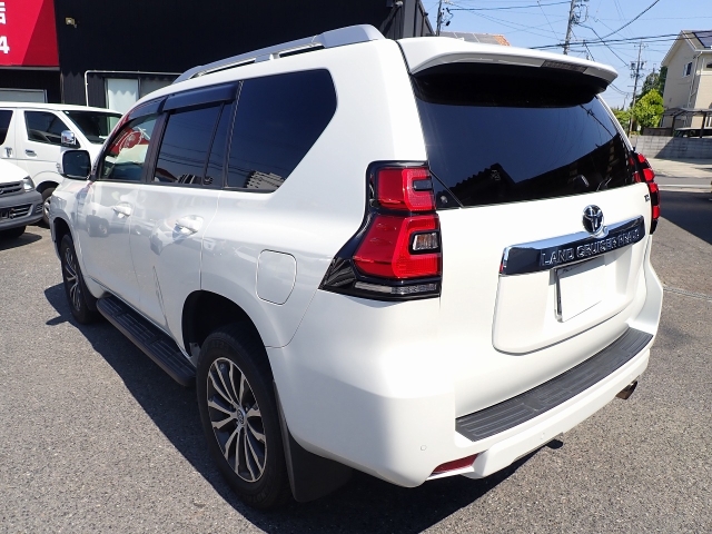TOYOTA Land Cruiser Prado TX L Package Sunroof 7 Seater Pearl White 2021′ 7RPML