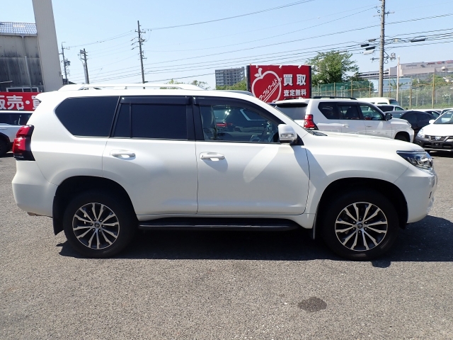 TOYOTA Land Cruiser Prado TX L Package Sunroof 7 Seater Pearl White 2021′ 7RPML