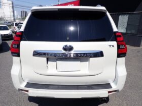 
									TOYOTA Land Cruiser Prado TX L Package Sunroof 7 Seater Pearl White 2021′ 7RPML full								