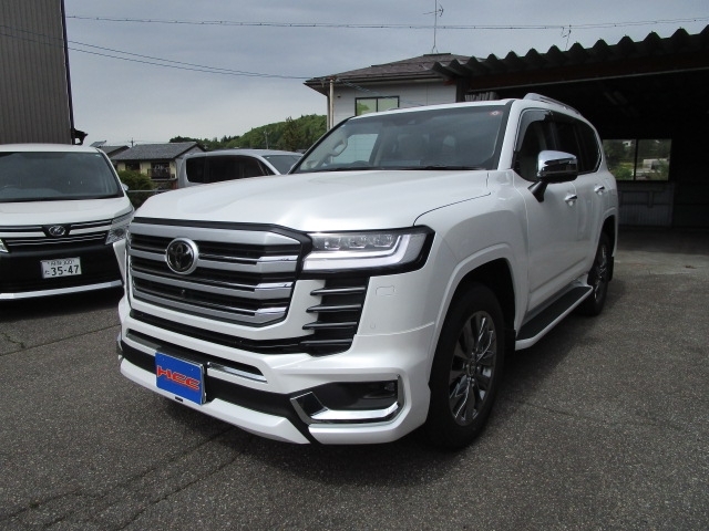 TOYOTA Land Cruiser Wagon ZX Pearl White 2023′ 7TUPX