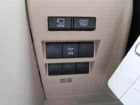 
									TOYOTA Land Cruiser Wagon ZX Pearl White 2023′ 7TUPX full								