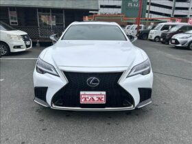 
									Lexus LS F Sport Pearl White 2022′ 7U6VY full								