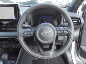 
									TOYOTA Yaris Z Pearl White 2025′ 7VZWE full								