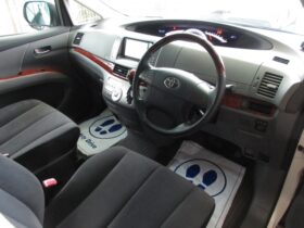 
									TOYOTA Estima Aeras G Edition Pearl White 2011′ 82FDA full								
