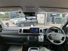 
									TOYOTA Hiace Wagon GL 10-seater Black 2025′ 84X4M full								