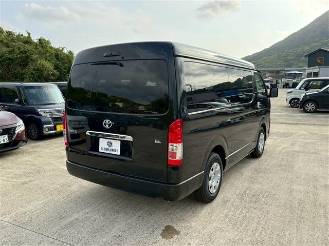 TOYOTA Hiace Wagon GL 10-seater Black 2025′ 84X4M