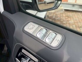 
									Mercedes-Benz G Class G450d Launch Edition (ISG) Pearl White 2024′ 86YRQ full								