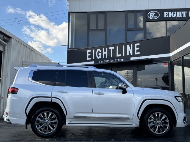 TOYOTA Land Cruiser Wagon ZX Pearl White 2023′ 89HVM