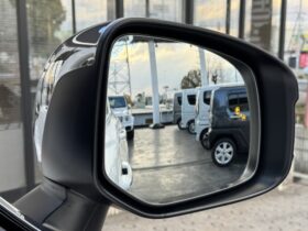 
									TOYOTA Land Cruiser Wagon ZX Pearl White 2023′ 89HVM full								