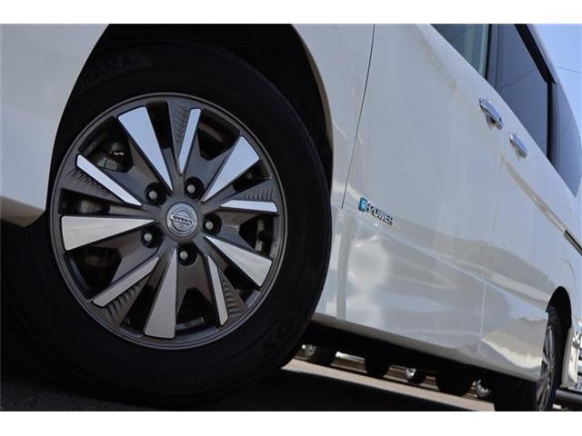 NISSAN Serena e-POWER Highway Star Pearl White 2018′ 8BC7U