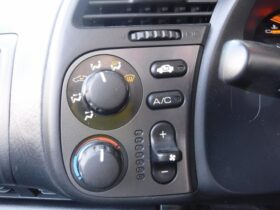 
									Honda S2000 Base Grade Silver 1999′ 8D59E full								