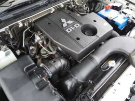 
									MITSUBISHI Pajero Exceed Pearl White 2017′ 8FI5F full								