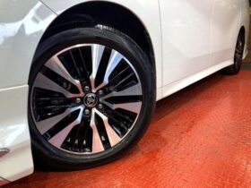 
									TOYOTA Alphard S C Package Pearl White 2023′ 8HNEU full								