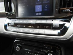 
									TOYOTA Century Standard Blue 2019′ 8HRA0 full								