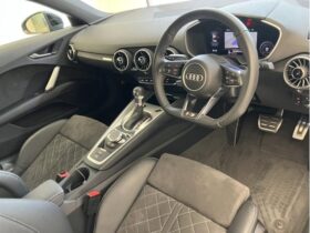 
									Audi TT 40 TFSI S Line Package Black 2022′ 8LYIT full								