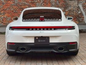 
									Porsche 911 Carrera White 2025′ 8LZJE full								