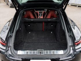 
									Porsche Panamera 4 Black 2018′ 8MKL9 full								