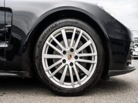 
									Porsche Panamera 4 Black 2018′ 8MKL9 full								