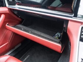
									Porsche Panamera 4 Black 2018′ 8MKL9 full								