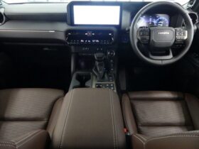 
									TOYOTA Land Cruiser Wagon ZX Black 2024′ 8NUV8 full								