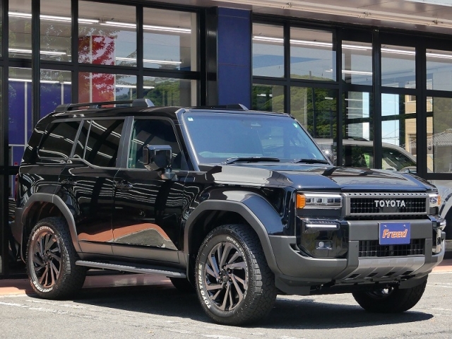 TOYOTA Land Cruiser Wagon ZX Black 2024′ 8NUV8