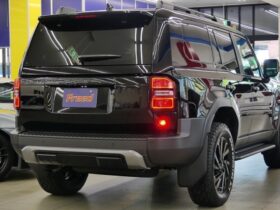 
									TOYOTA Land Cruiser Wagon ZX Black 2024′ 8NUV8 full								