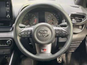 
									TOYOTA Yaris RS Pearl White 2021′ 8O2QU full								