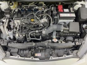 
									TOYOTA Yaris RS Pearl White 2021′ 8O2QU full								