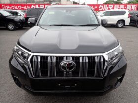 
									TOYOTA Land Cruiser Prado TX L Package Sunroof 7 Seater Black 2022′ 8Q070 full								