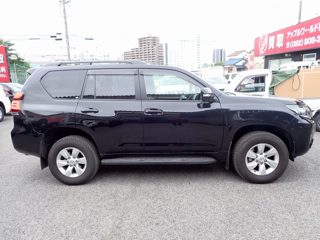 TOYOTA Land Cruiser Prado TX L Package Sunroof 7 Seater Black 2022′ 8Q070