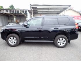 
									TOYOTA Land Cruiser Prado TX L Package Sunroof 7 Seater Black 2022′ 8Q070 full								