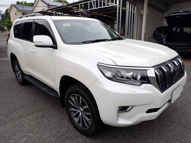 TOYOTA Land Cruiser Prado TX L Package Sunroof 7 Seater Pearl White 2021′ 8Q076