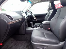 
									TOYOTA Land Cruiser Prado TX L Package Sunroof 7 Seater Pearl White 2021′ 8Q076 full								