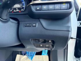 
									TOYOTA Crown Sport Z  Modelista Aero   Panoramic Roof Pearl White 2024′ 8S59W full								