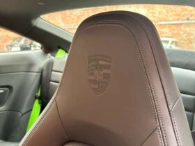 
									Porsche 911 Carrera Red 2024′ 8SEUV full								