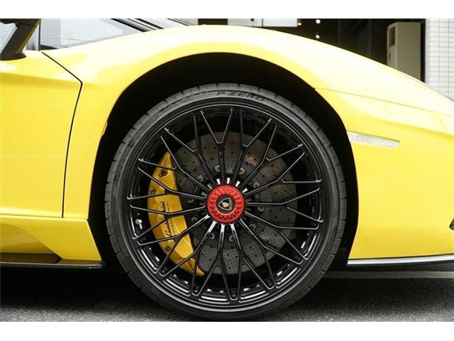 Lamborghini Aventador S Yellow 2018′ 8UMFX